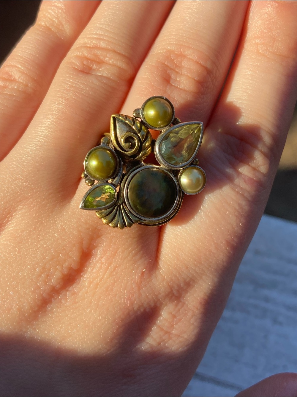 Echo of the Dreamer 925 Bronze Green Gemstone Ring